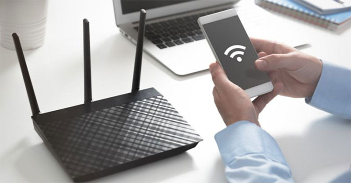 Dangerous Security Flaw Allows Hackers to Monitor Wi-fi