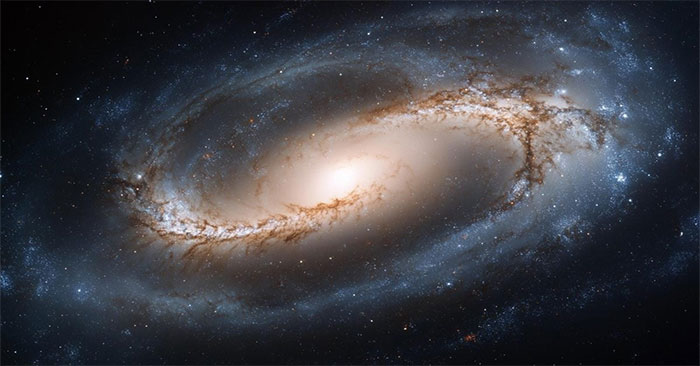 Discovery of an Ancient Spiral Galaxy Dubbed the 'monster' of the Universe