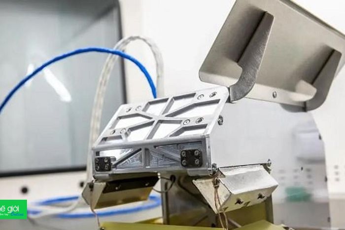 Photo of Electrodynamic shield technology to deal with lunar dust