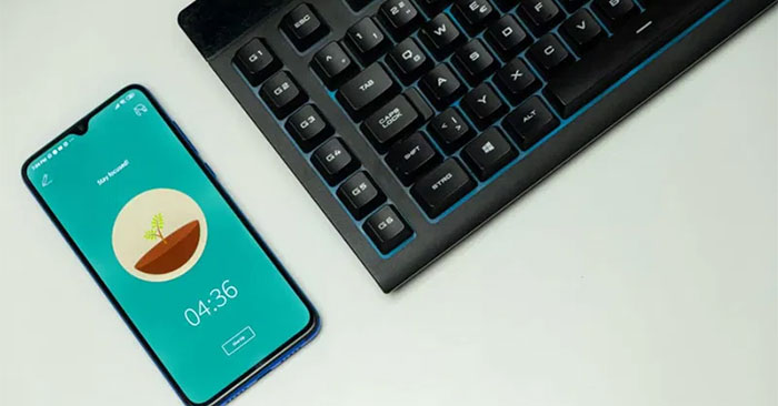 Everything You Need to Replace Your Laptop with a Phone