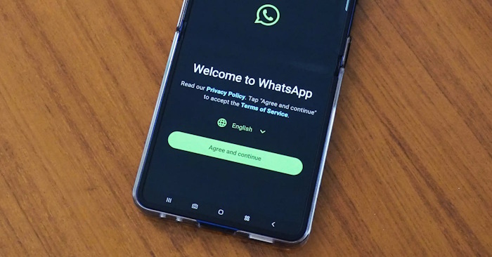 How to Edit Photos for WhatsApp Status Updates Using AI: Step-by-Step Guide