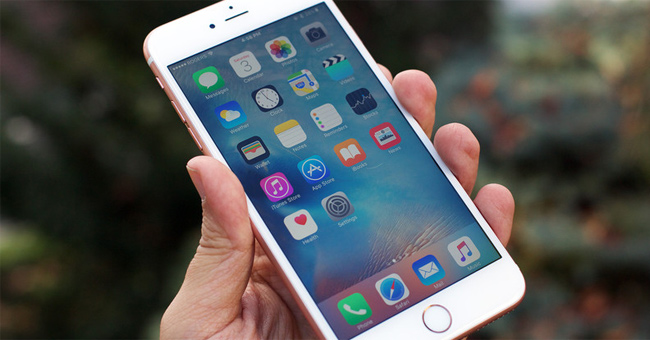 How to Import SIM Contacts to an iPhone