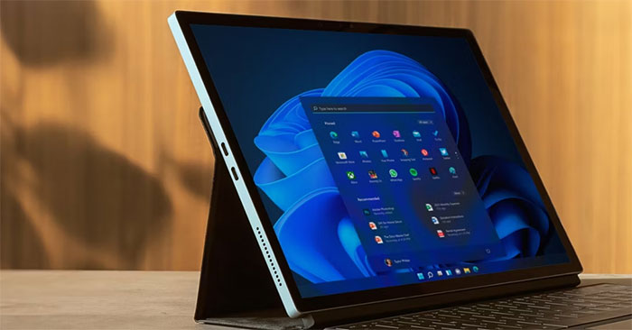 How to Install/Uninstall Wireless Display on Windows 11