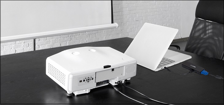 How to Connect Macbook to Projector