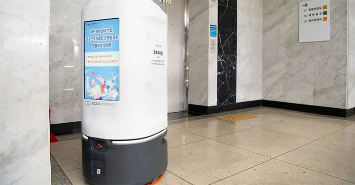 Korea Stirs Because Robot Employee 'self-destructs'