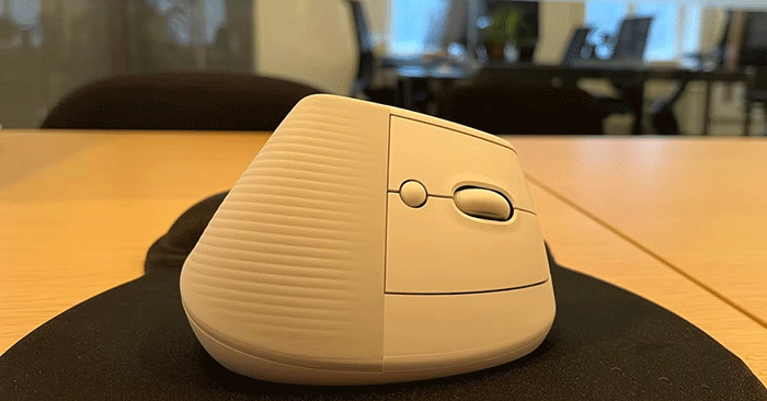 Why Use a Wireless Mouse Instead of a Laptop Trackpad?