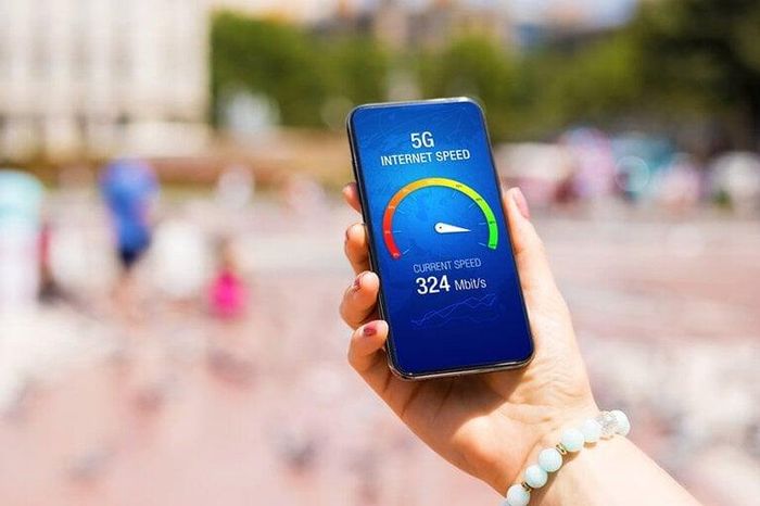 Simple ways to enhance network signal for iPhone