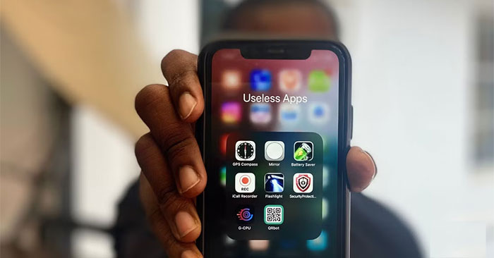 Stop Installing These 8 Useless iPhone Apps!