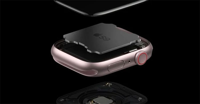 The Next Apple Watch Will Use New Materials, Making the Logic Board Thinner