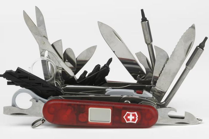 The Swiss folding knife of the century lost its blade