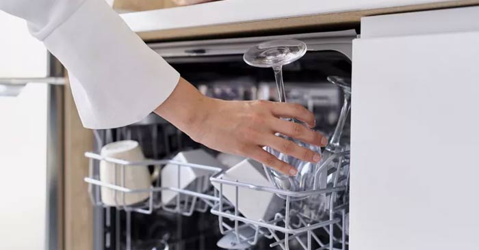 Things You Should Never Put in the Dishwasher