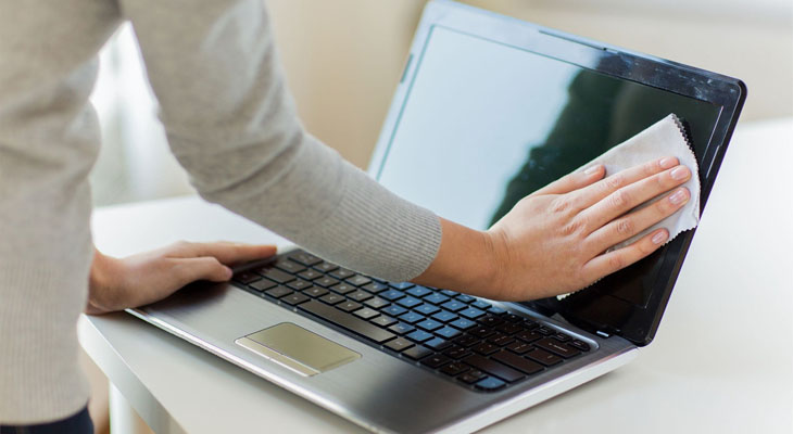 Tips to Clean Laptop Screen to Avoid Scratches Extremely Simple
