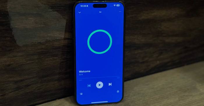 Why Spotify's AI DJ Feature Can Beat Every Other Music App: Explained