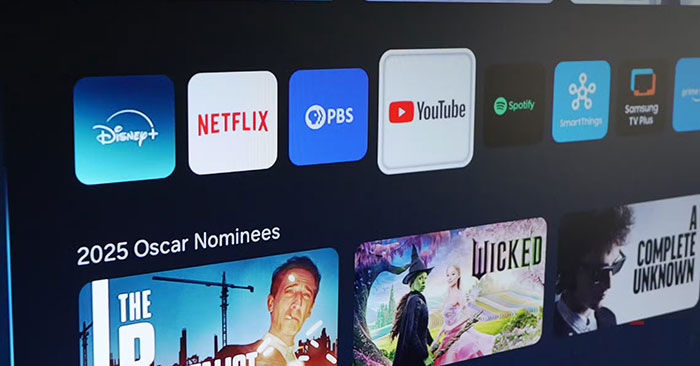 Why Are People Starting to Watch YouTube More on TV Than on Phones?
