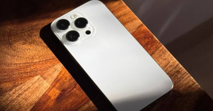 Why Should You Skip the iPhone 17 to Buy the iPhone 16 Pro: Explained