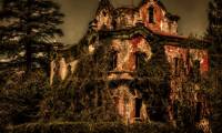 10 world famous abandoned houses