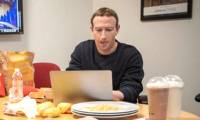 'Hating' Apple, Mark Zuckerberg still has to use Macbook but it's very strange