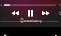 How to enable iPhone lock screen player volume bar