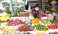 How to overcome fear when going to traditional markets