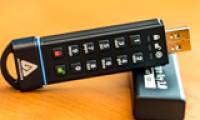 How to set a password for a USB drive on a PC