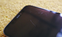 iPhone has scratched film - Signs, causes and how to fix