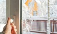Should doors be left open in winter?
