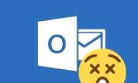 Troubleshooting connection issues in Outlook, preventing emails from being sent or received.
