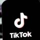 How to turn off comments on multiple TikTok videos at once