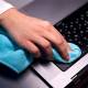 Instructions for cleaning laptop keyboard without turning off the computer (safe & effective)